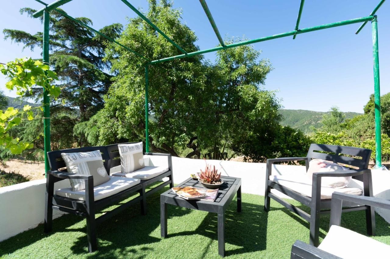 Villa Ferulas Олиена Екстериор снимка