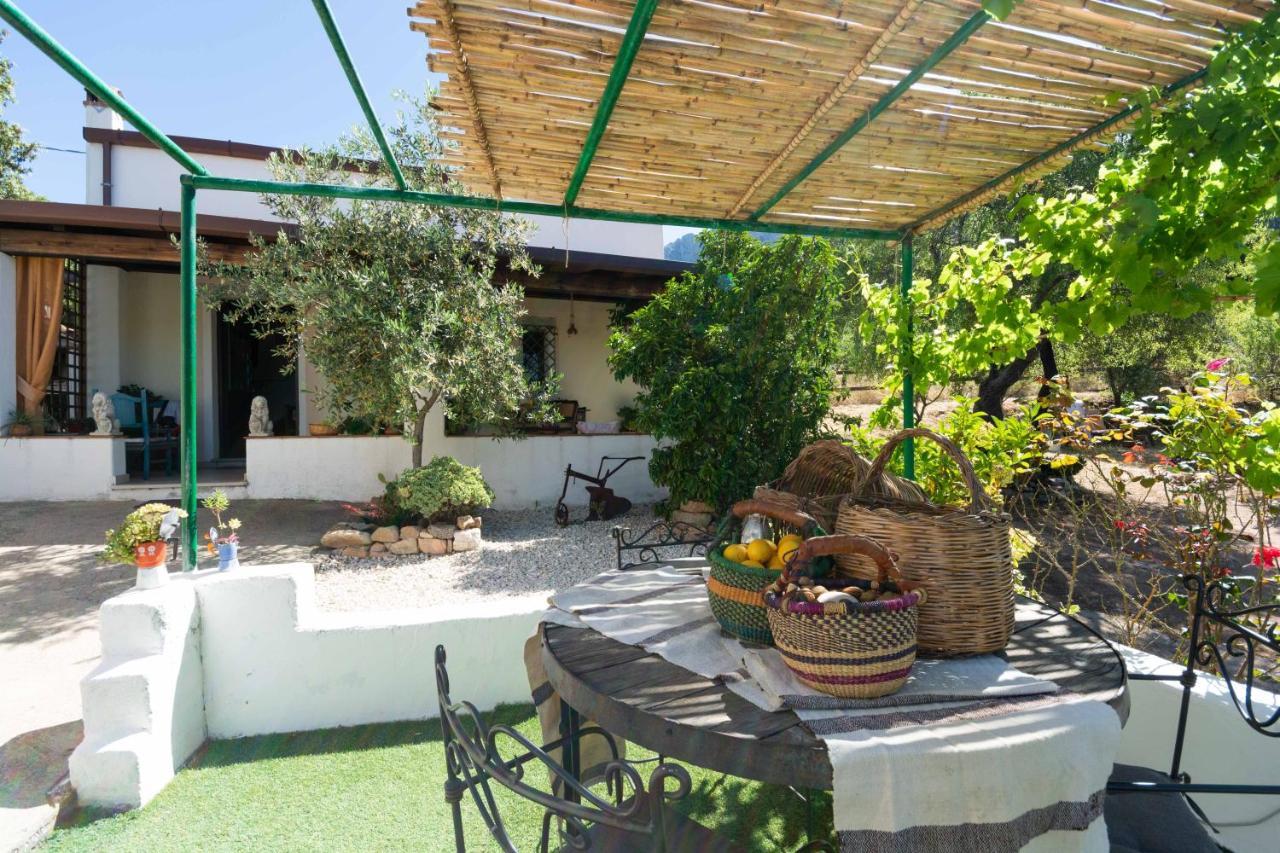 Villa Ferulas Олиена Екстериор снимка