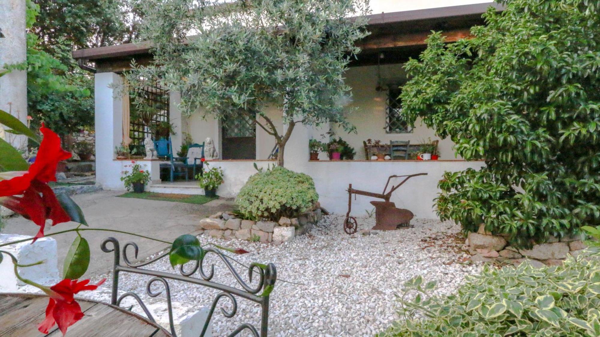 Villa Ferulas Олиена Екстериор снимка